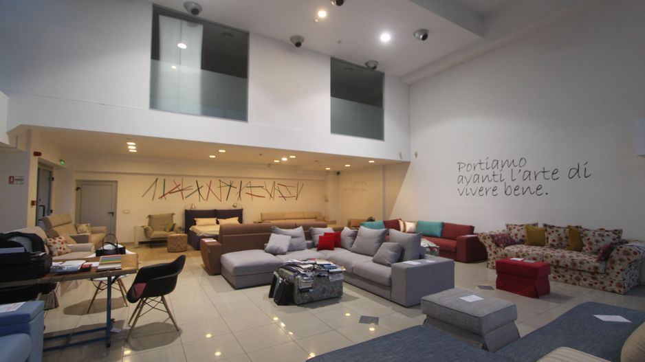 Showroom -150mp-zona de Nord - Poză 8