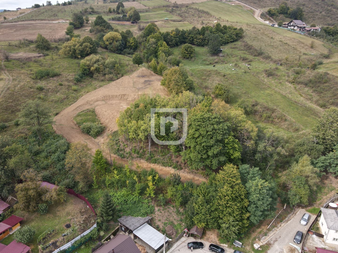 Teren intravilan 6.500mp central Gura Humorului - Poză 1