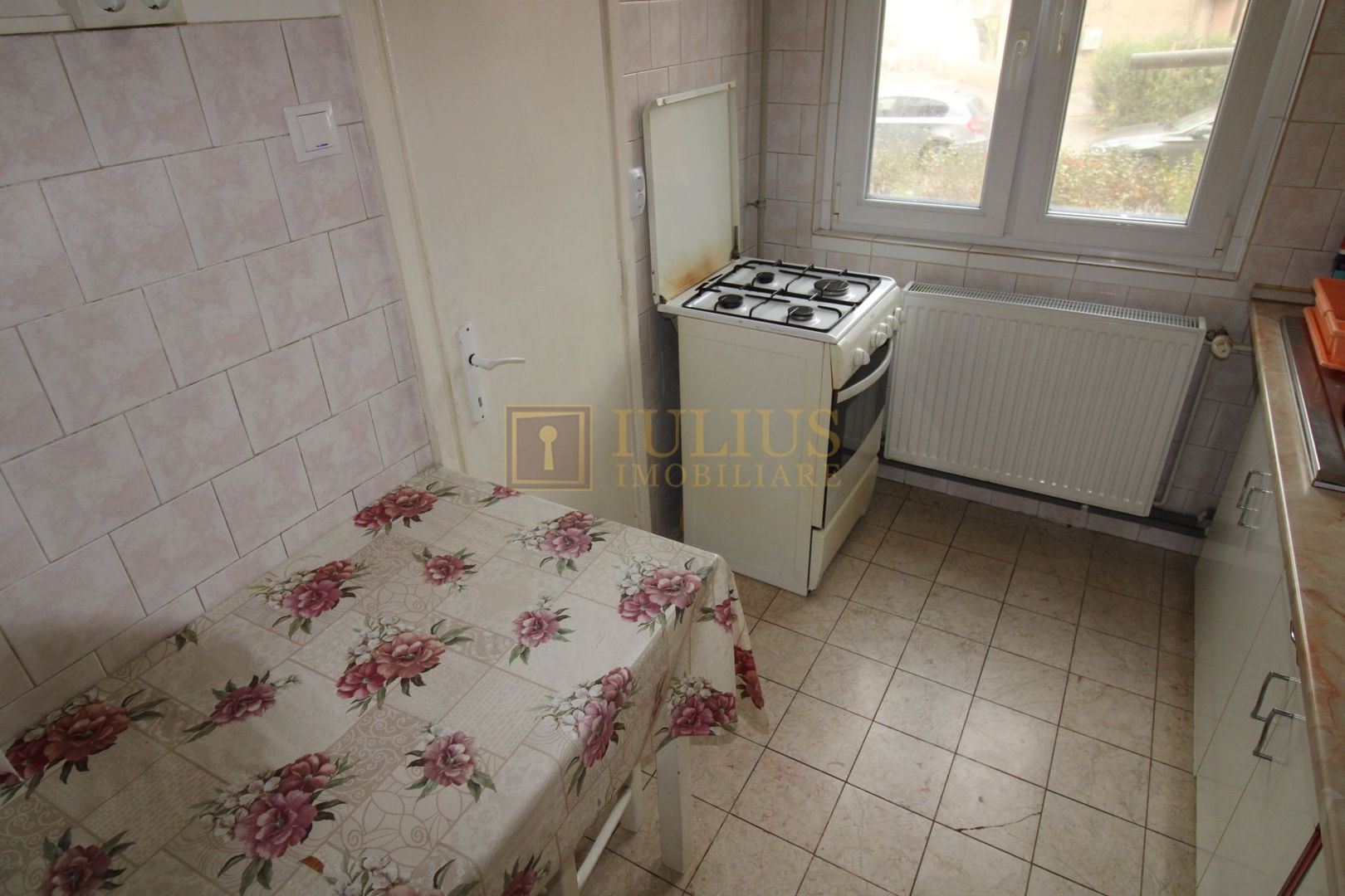 3 camere, centrala termica, aproape de magazine, farmacii, shooping city - Poză 6