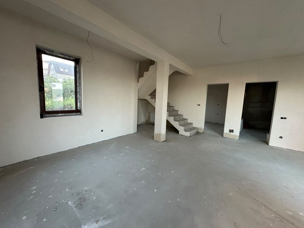 Casa de vanzare, P+1, 120 mp utili, 4 camere, 2 bai, 300 mp teren - Poză 4