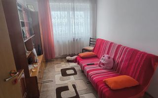 Apartament cu doua camere in zona Micro 7 - Poză 1