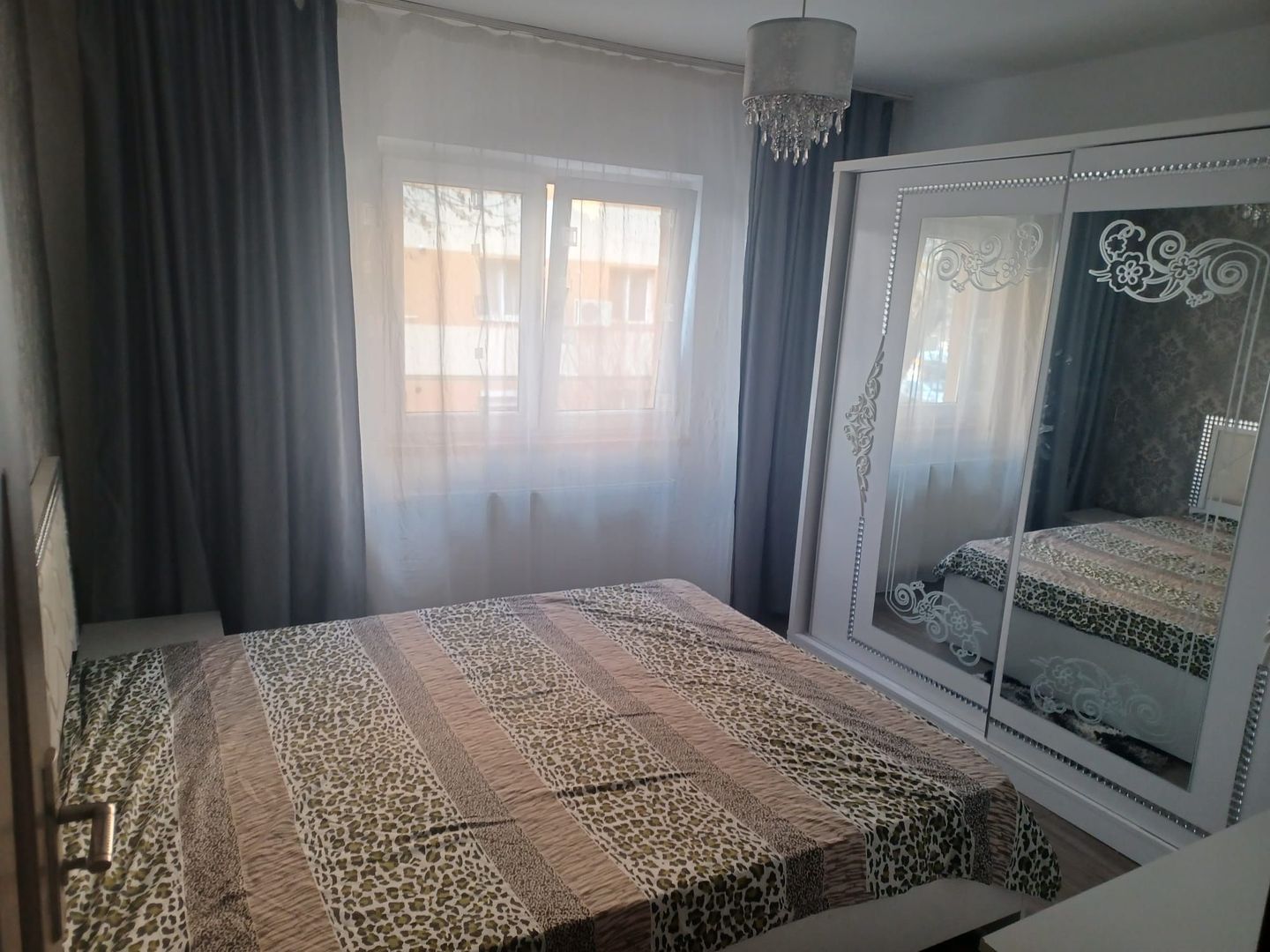 Girocului-Parcul padurice | 3 Camere | Etaj 1 | Centrala proprie | Boxa | - Poză 13