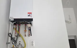 Apartament renovat 3 camere 2 bai 85 mp si pivnita  în zona Central - Poză 11