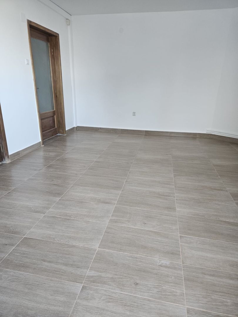 Spatiu ptr. Birouri - Poză 6