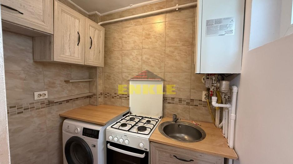 Apartament de vânzare cu 3 camere – Zona Bulevard - Poză 6