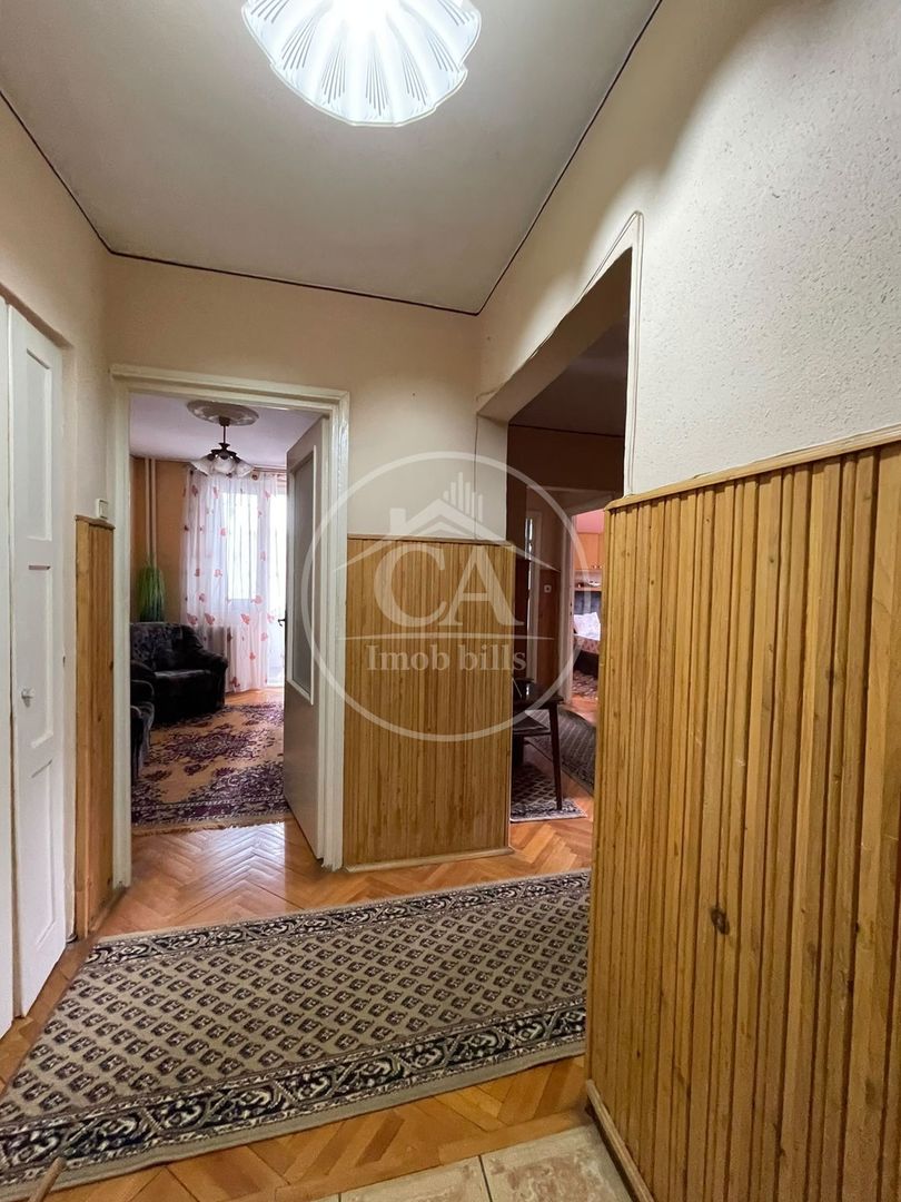 Apartament de vânzare cu 3 camere în zona Dacia, Oradea - Poză 14