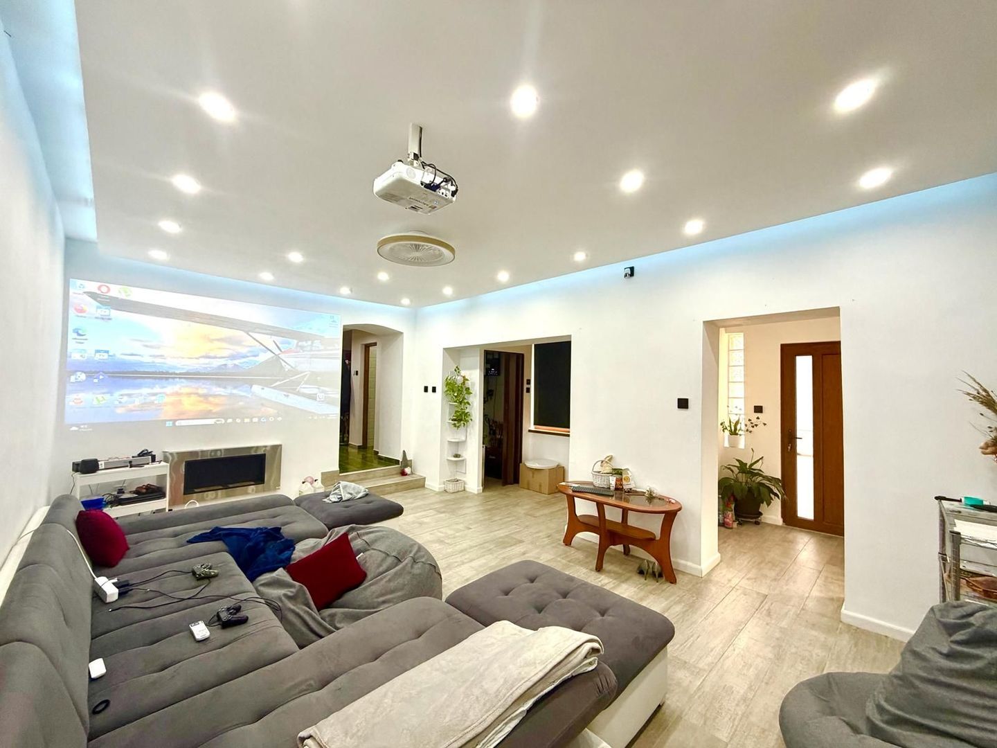 Casa individuala mobilata- 6 camere - pozitie excelenta - Zona Iosefin - Poză 2