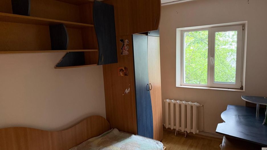 Apartament cu 3 camere, etaj 2, mobilat și utilat, zona GARA - Scoala 8; - Poză 9