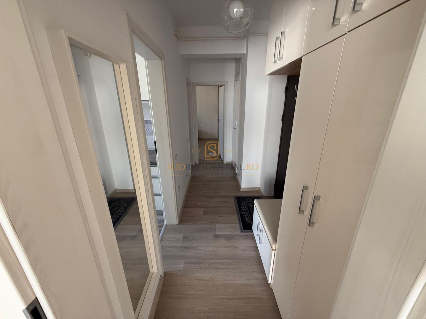 Apartament 2 camere, terasa proprie, Drumul Jilavei - Metrou Aparatori - Poză 2