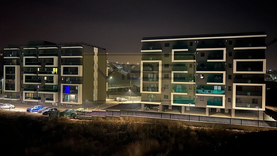 Apartament 1 camera NEMOBILAT/BIROU Bucium - Poză 16