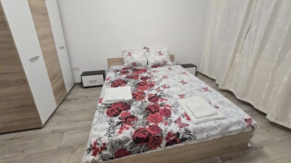 Inchiriere apartament 2 camere - Poză 3