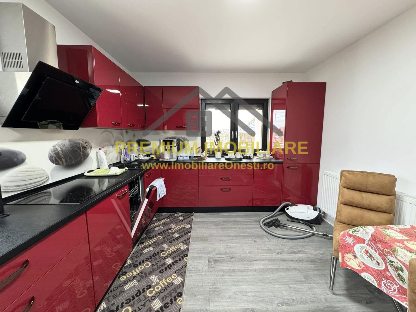 Vila la 13 km de Onesti - Poză 29