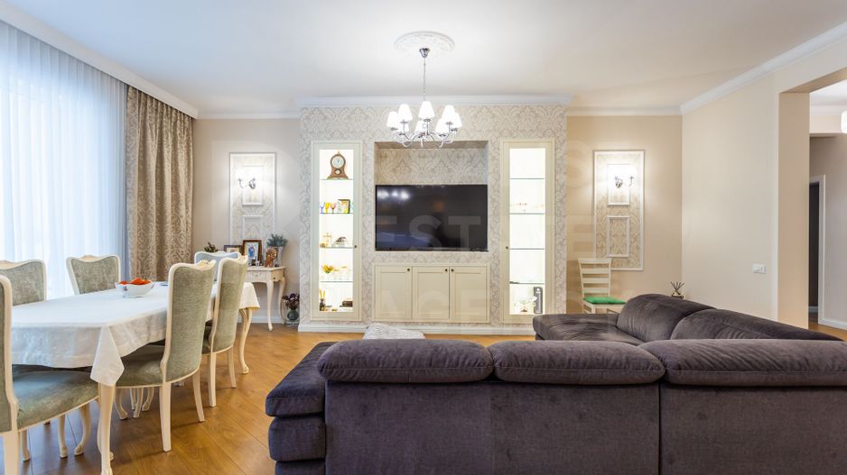 Vânzare apartament, 3 camere, Coliseum Palace - Poză 1