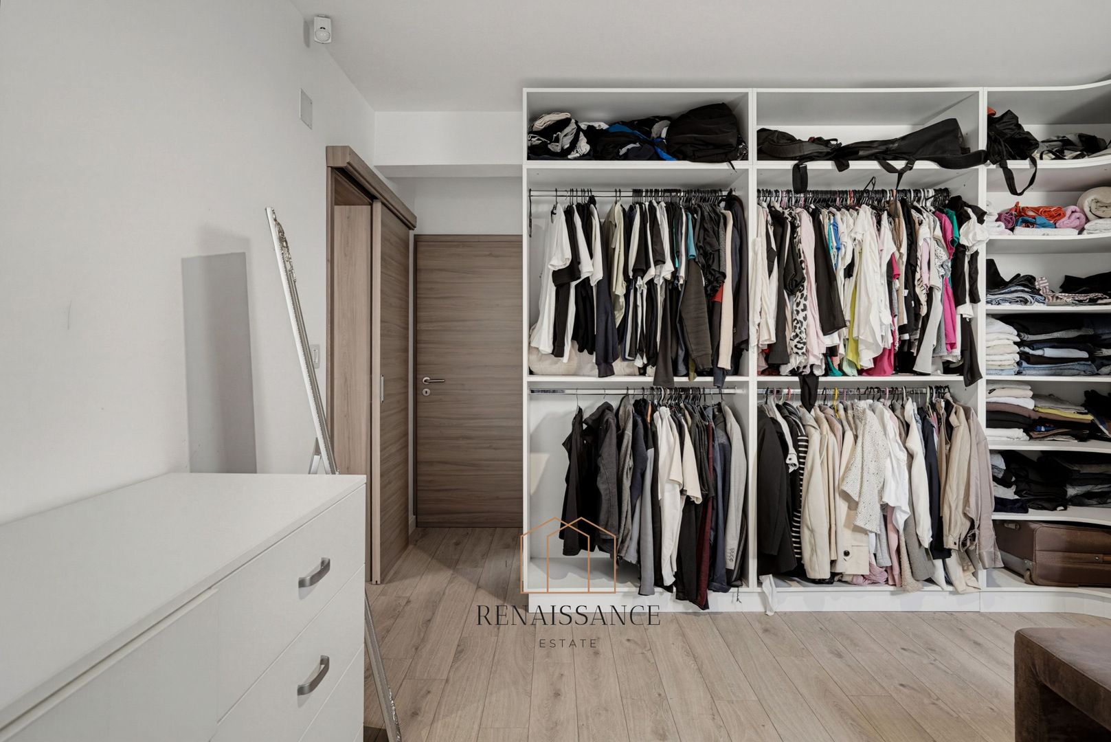 Dumbrăvița Vila 6 Camere P+M 247 mp | Mobilată | Panouri Fotovoltaice - Poză 19
