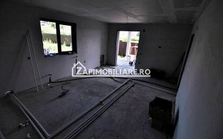 Casa 5 camere pe 1 nivel cu garaj si gard 176mp,1400mp teren - Poză 5