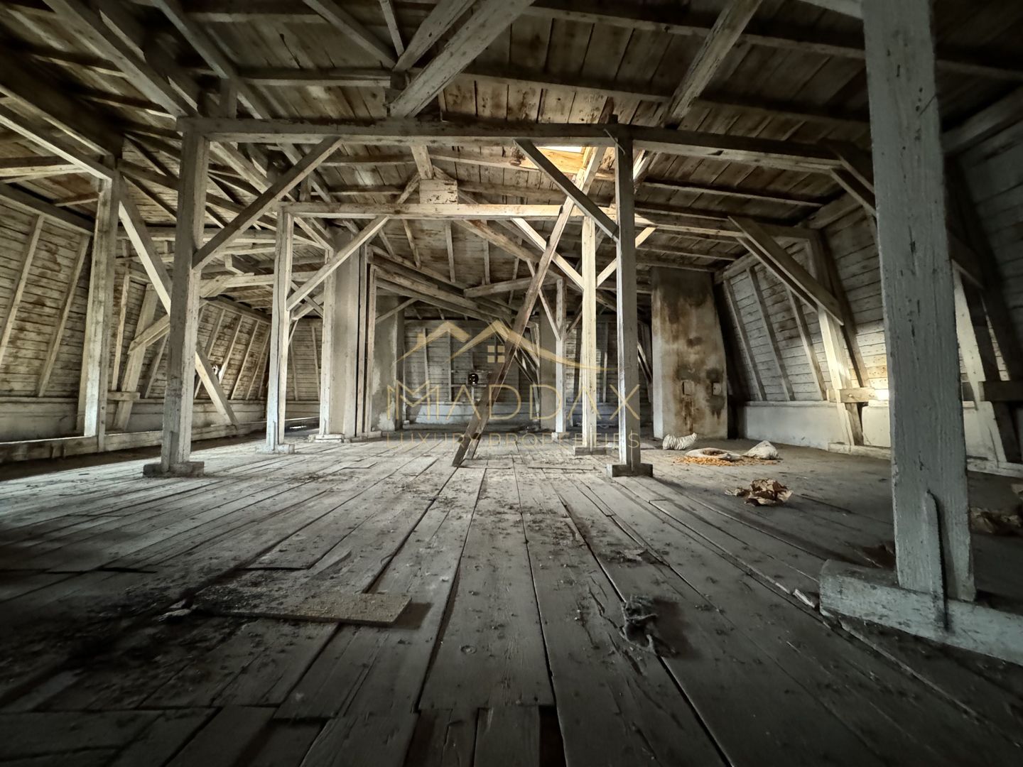 Vila unicat-Piata Romana - Poză 27