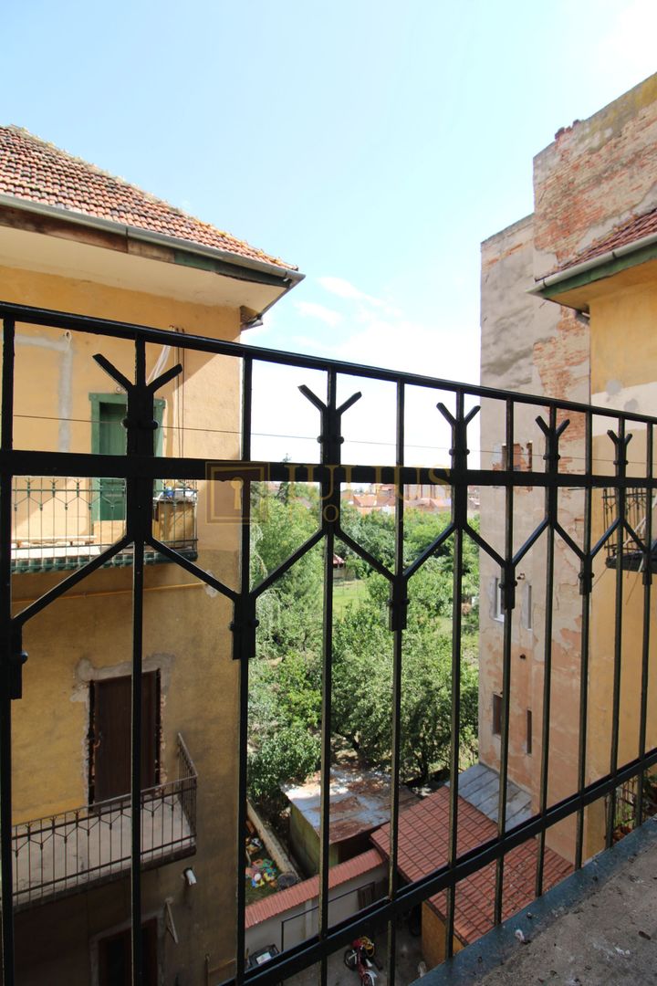 Amenajat modern, centrala proprie, cladire istorica - Poză 23