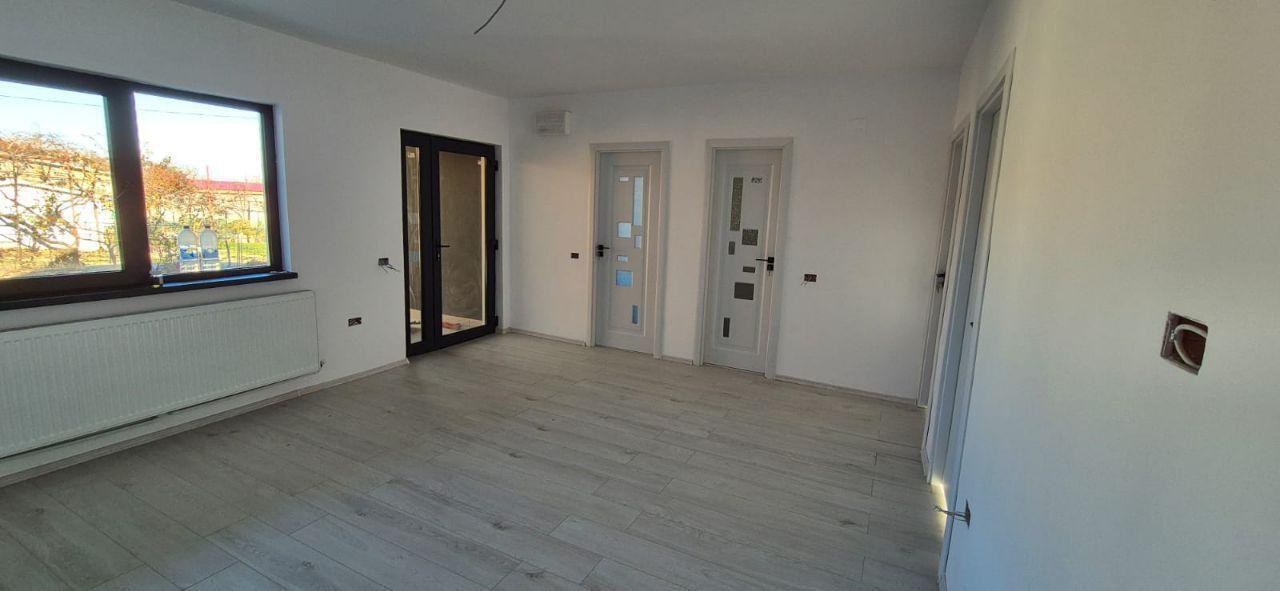 Casă de vânzare în zona Lumina – județul Constanța - Poză 2