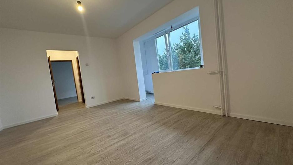 2 cam Sagului  etaj 3 centrala proprie amenajat nou - Poză 13