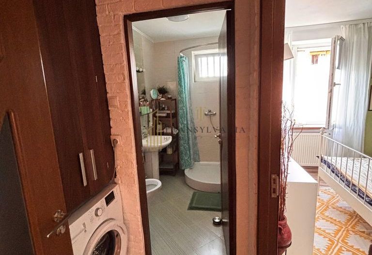 Apartament 2 camere, decomandat - Poză 8