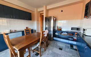 Apartament cu 4 camere, decomandat, zona Democratiei - Poză 4