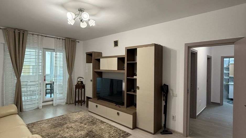 2 camere/ balcon tip terasa - Poză 1