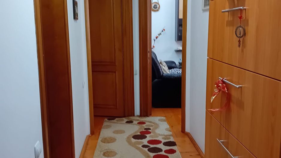 Vanzare apartament 3 camere zona Sebastian sector 5 - Poză 3