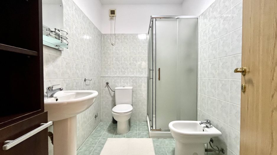 3 camere, primitor, parcare subterana, zona Complex- Spitalul Județean - Poză 15