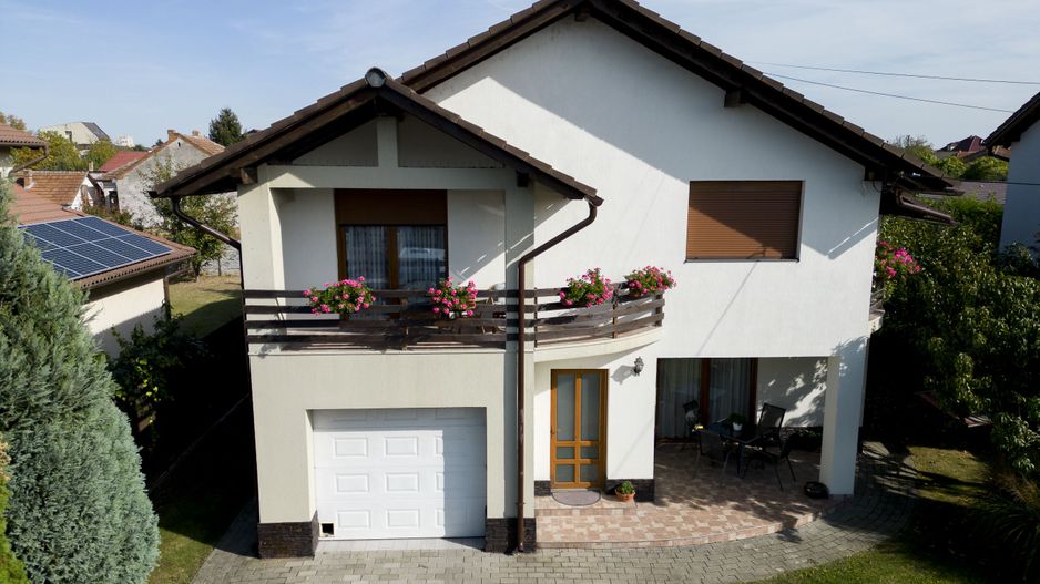 Vilă cu 5 camere de vânzare în zona Aradul Nou - Poză 3