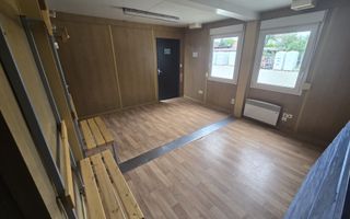 Spatiu Comercial 620 mp.parcare,birou,vestiar,baie - Poză 2