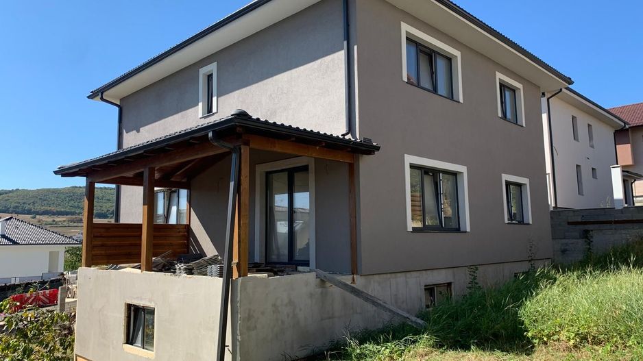 Casă cu teren – Zona Profi Chinteni | Casă nouă, semifinisată | Garaj si Terasa - Poză 3