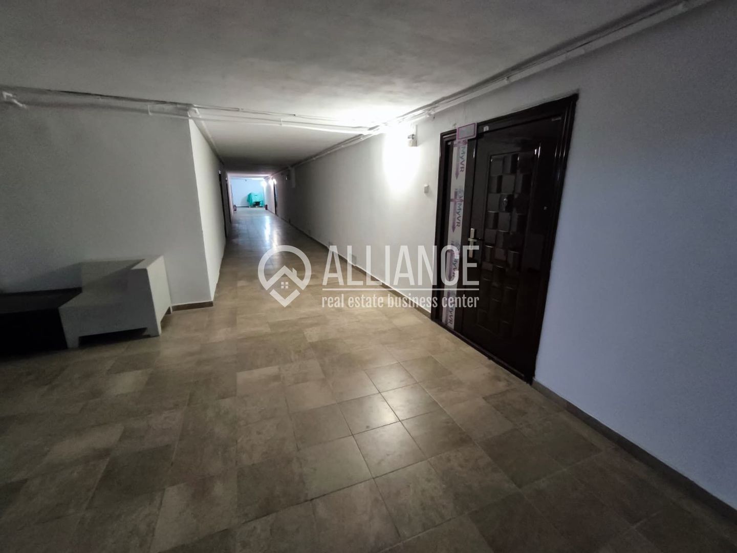 FALEZA NORD cladire multifunctionala 4600 mp cu acces din Bdul Mamaia! - Poză 24