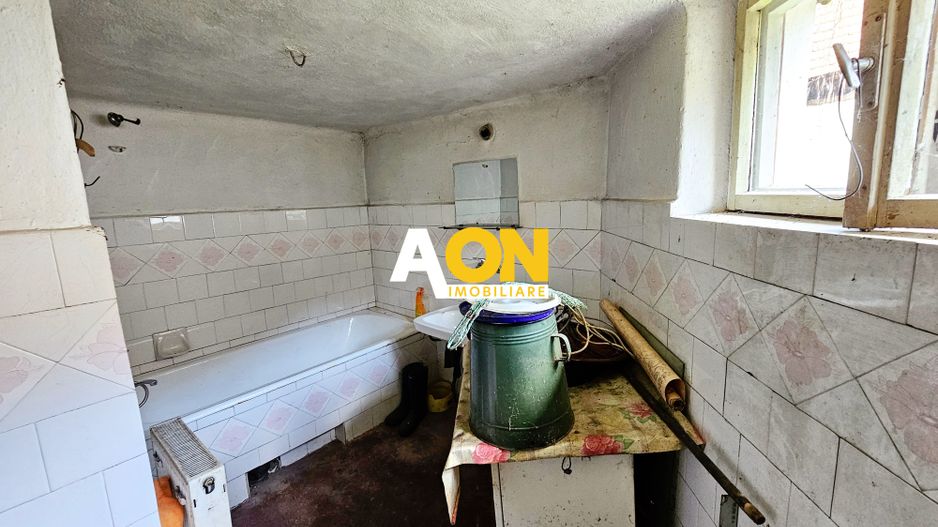 Casa tradițională de vânzare în Săsciori, Alba, 1384 mp teren - Poză 12