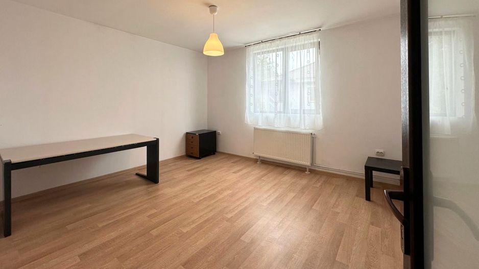 Inchiriere casă complet renovată cu 4 camere  Băneasa, Sector 1 - Poză 8