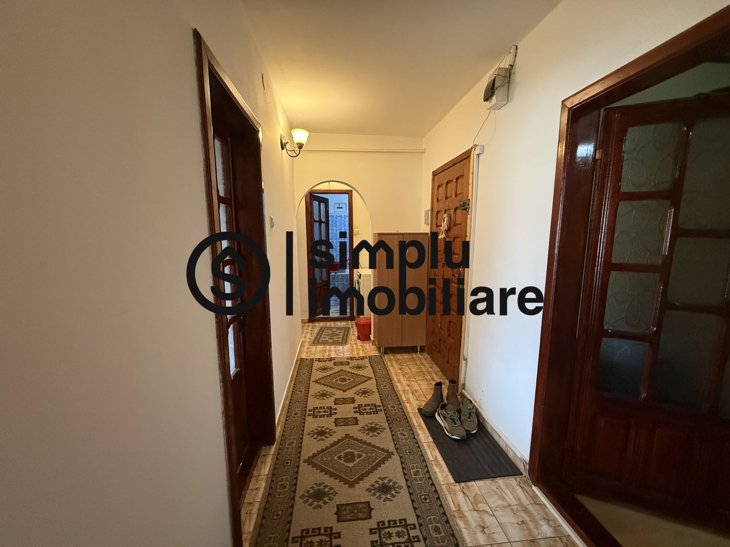3 decomandate, etaj 2/4, centrala termica, Rovine - 157 000 Euro - Poză 7