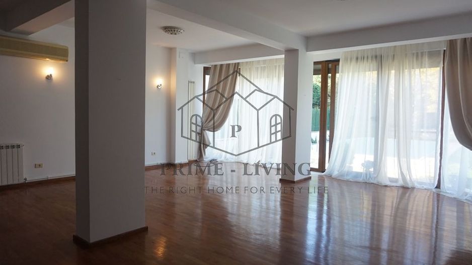 VILA CU 6 CAMERE SI PISCINA LA INCHIRIERE LANGA BRITISH SCHOOL - Poză 2