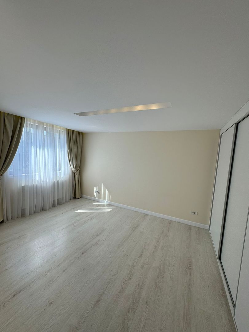 Oxford Gardens | Vila | LUX | 5 camere | Curte | - Poză 15