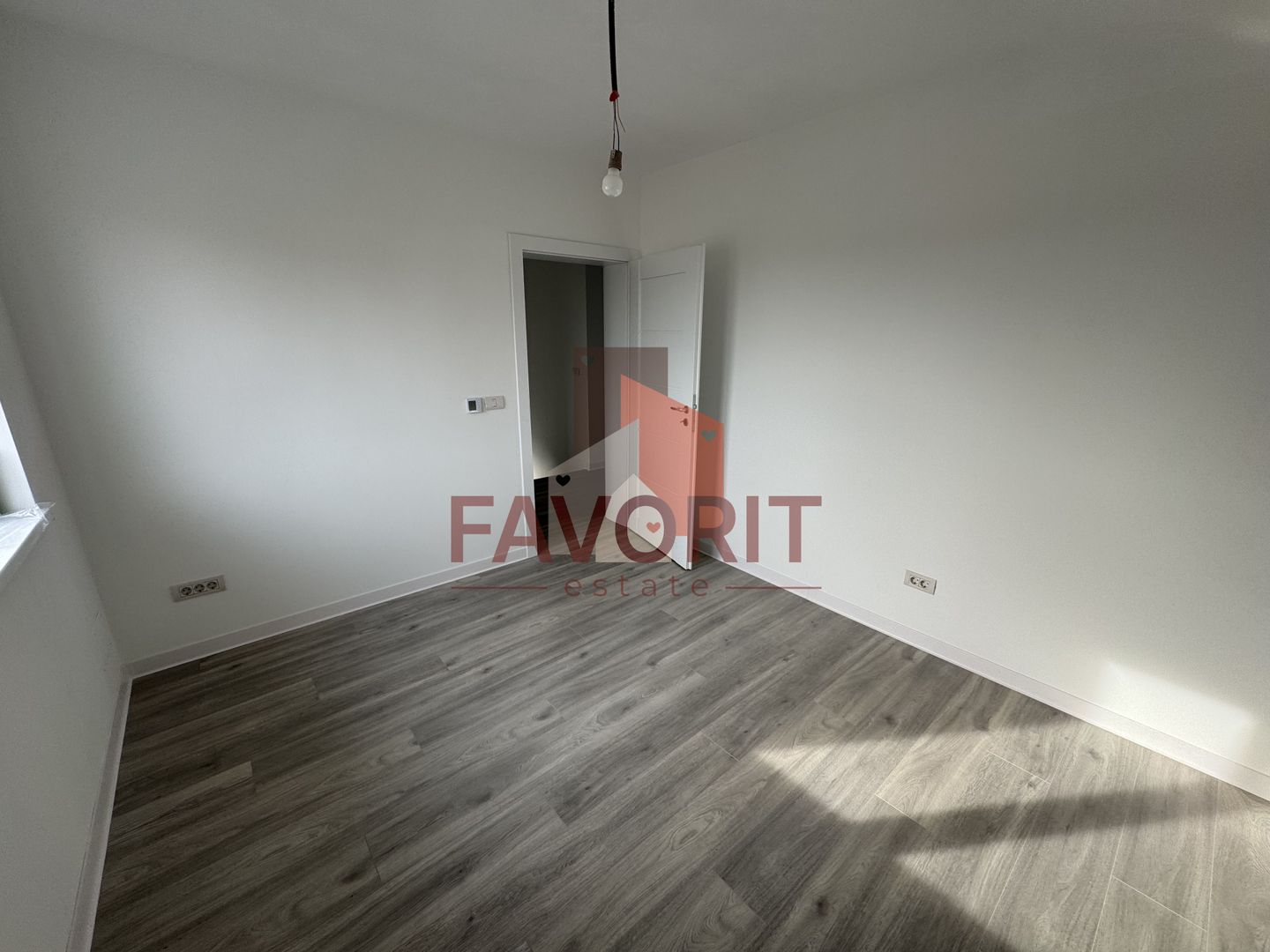 Casa individuala. Disponibila imediat. 4 dormitoare - Poză 16