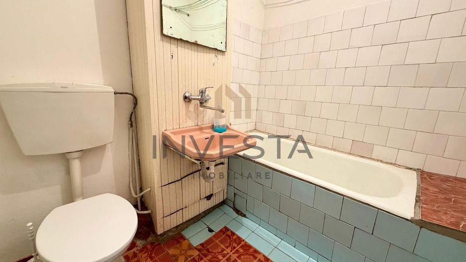 De vanzare apartament cu 3 camere pe strada Izlazului! - Poză 7