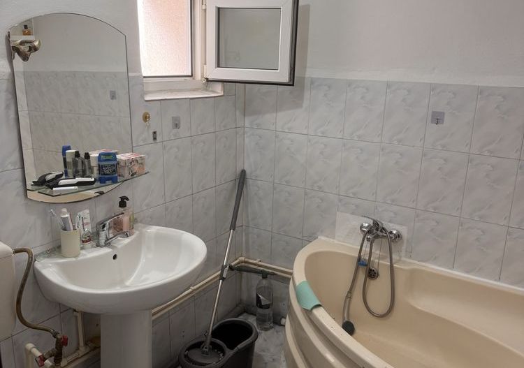 Apartament 3 camere + loc de parcare, zona Lujerului - Poză 8