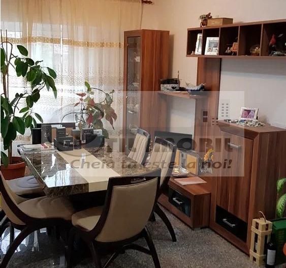 Apartament 4 camere semidecomandat 97mp Zona Frumoasa - Poză 1