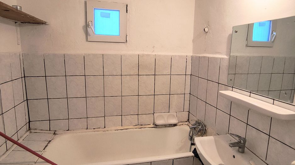 Apartament 3 camere semidecomandat Berceni - Poză 6