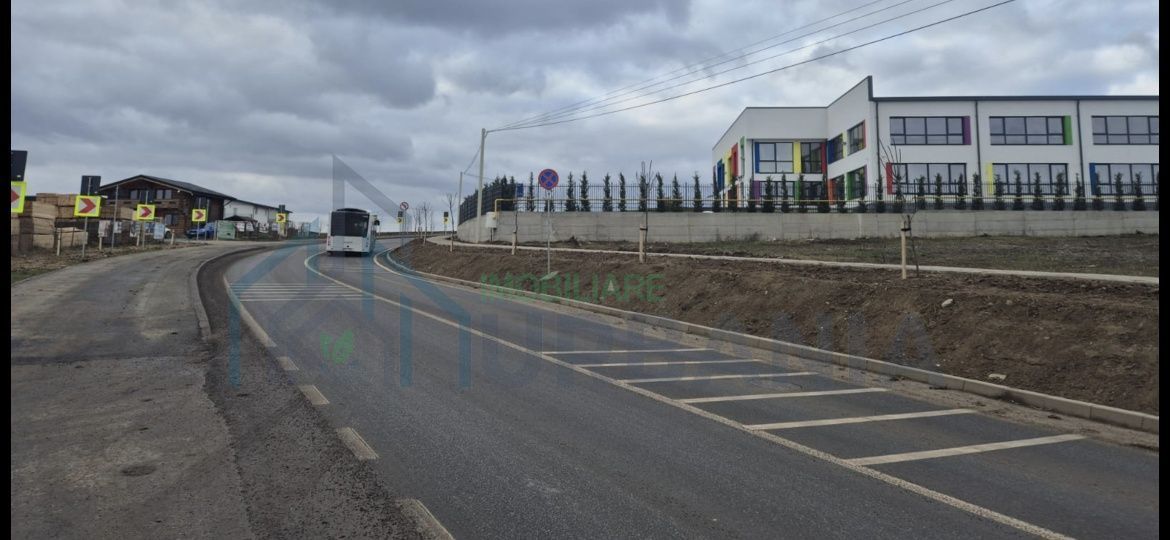 Inchiriez Teren 2000m2.Miroslava - Poză 4