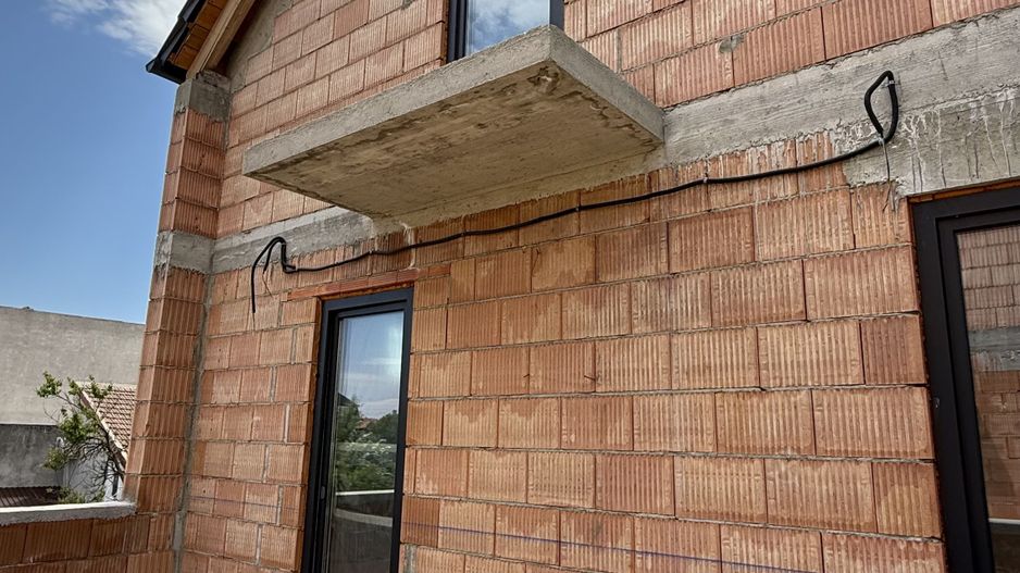 PROIECT DEOSEBIT CU GARAJ- LA ROSU - Poză 11