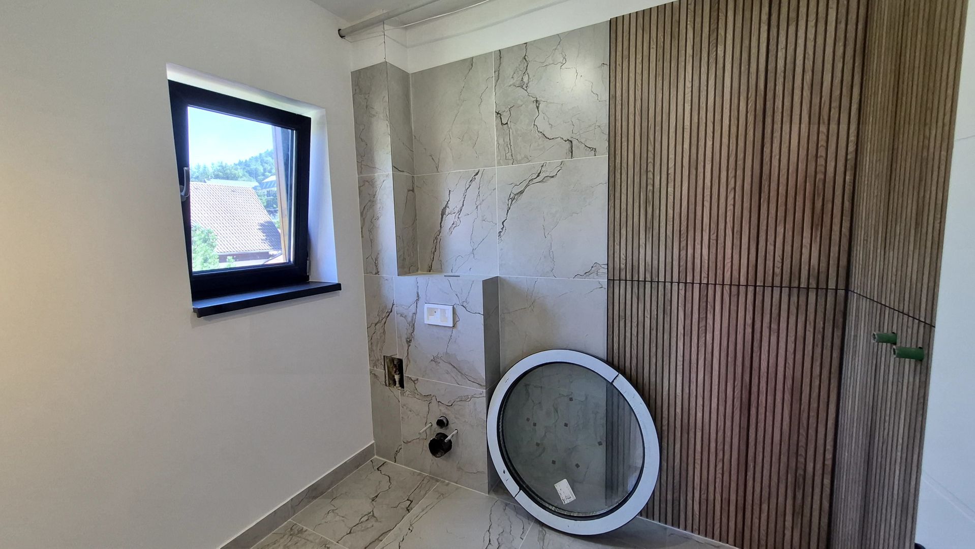 Apartament cu 4 camere 125 mp (4 garsoniere) la cheie + 60 mp pod - Busteni - Poză 12