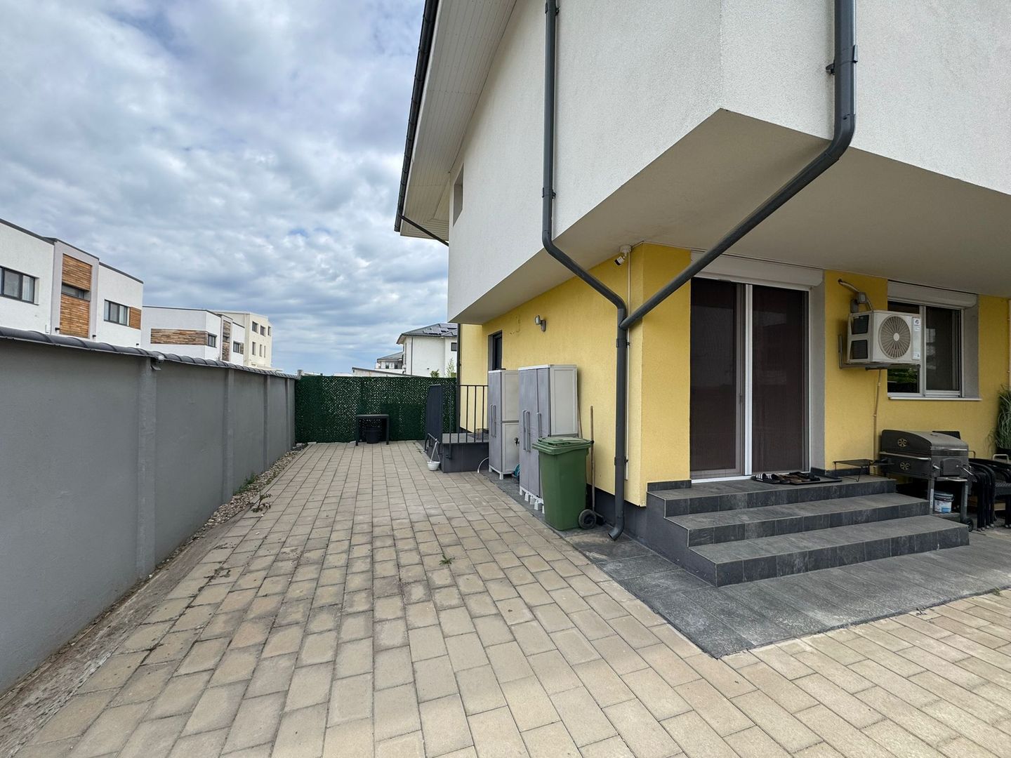 Vila 23 august Otopeni-Tunari, TOATE UTILITATILE, Zona buna 0% comision - Poză 2
