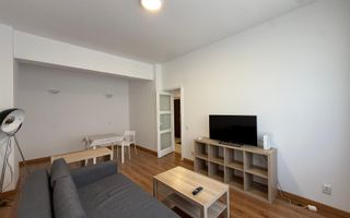 De inchiriat apartament 2 camere vedere Bd Magheru recent renovat - Poză 2