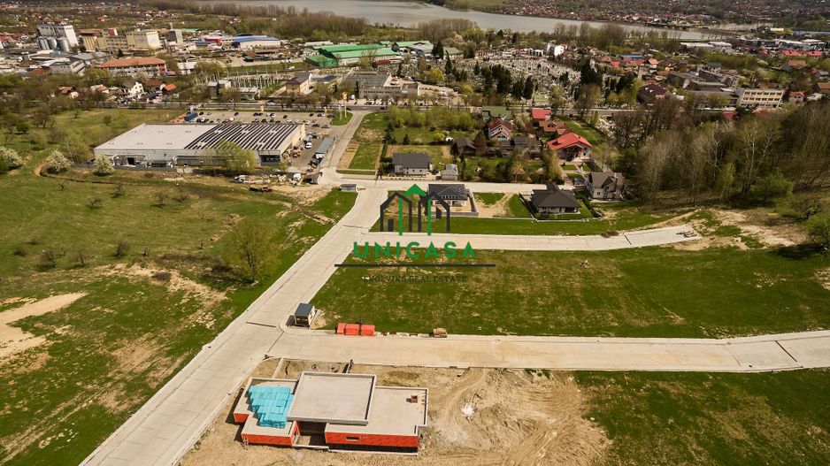 Teren intravilan - Calea Lui Traian - Zona Cetatuia - Poză 3