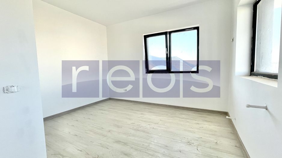 VANZARE VILA 5 CAMERE | DOMNESTI - Poză 8