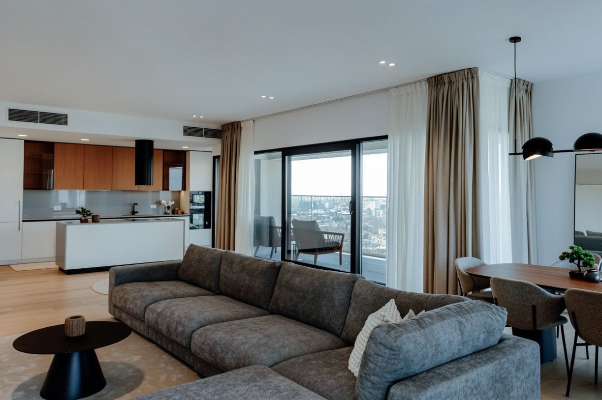 Apartament spatios 4 camere | One Verdi Park | Etaj 18, vedere lac - Poză 2